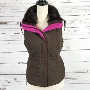 NEW Nike quilted fur lined puffer vest size small